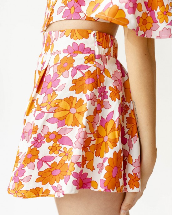 farrah flower shorts
