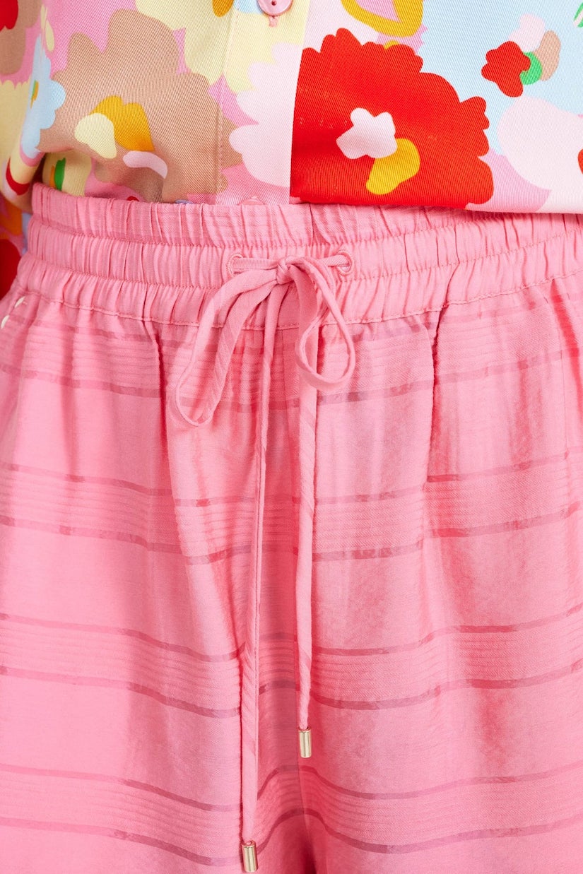 Regina Shorts Plumeria